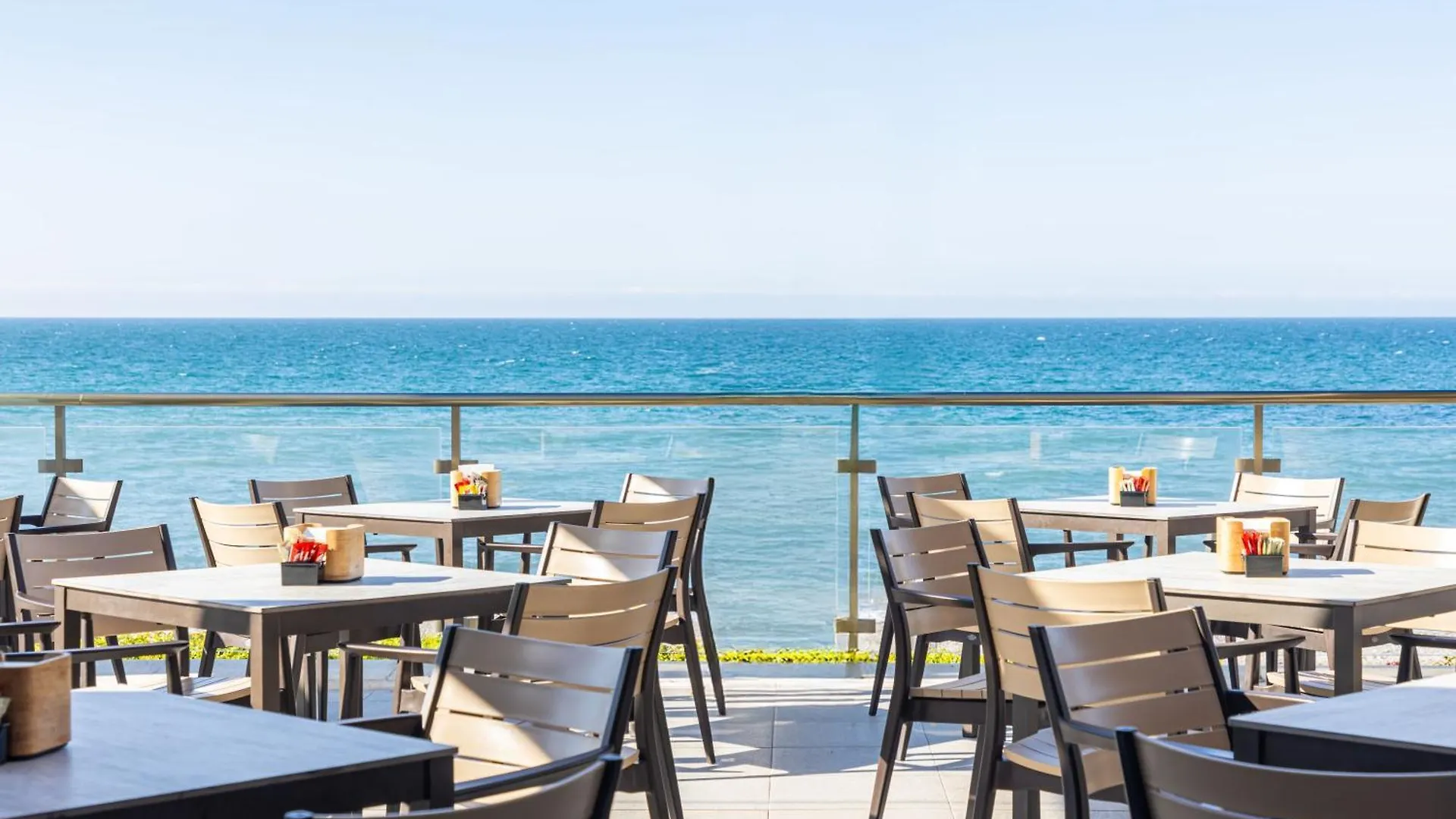 Отель Perla Marina Нерха 4*,  Испания