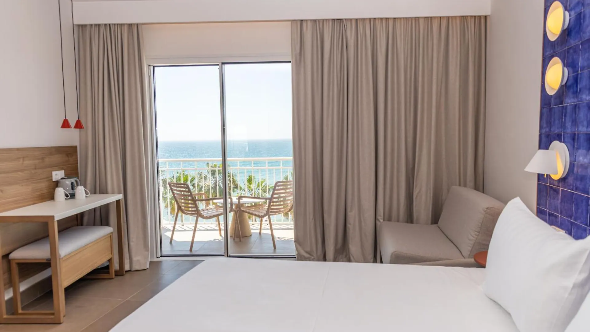 ****  Perla Marina Otel Nerja İspanya