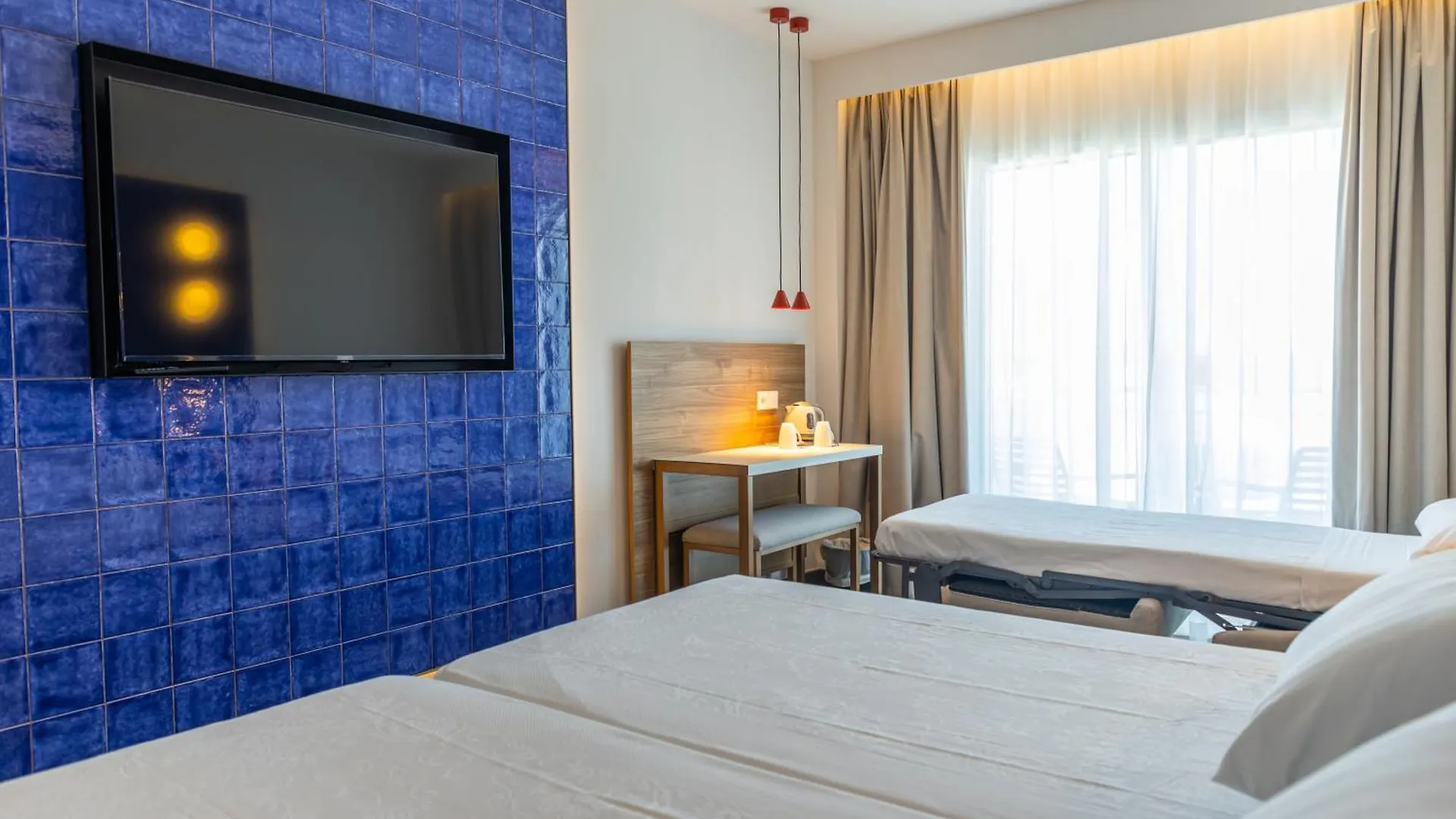 Perla Marina Hotel Nerja Spain