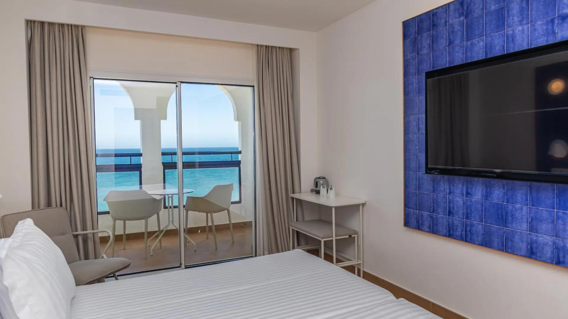 Perla Marina Hotel Nerja Spain