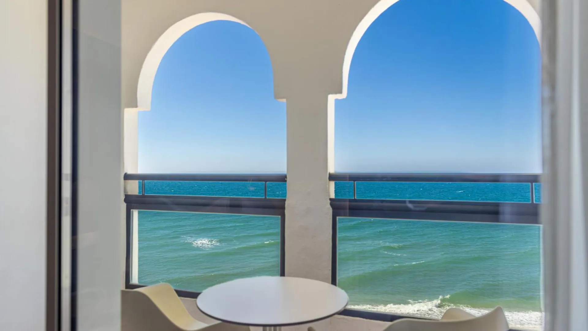 Perla Marina Hotel Nerja 4*,