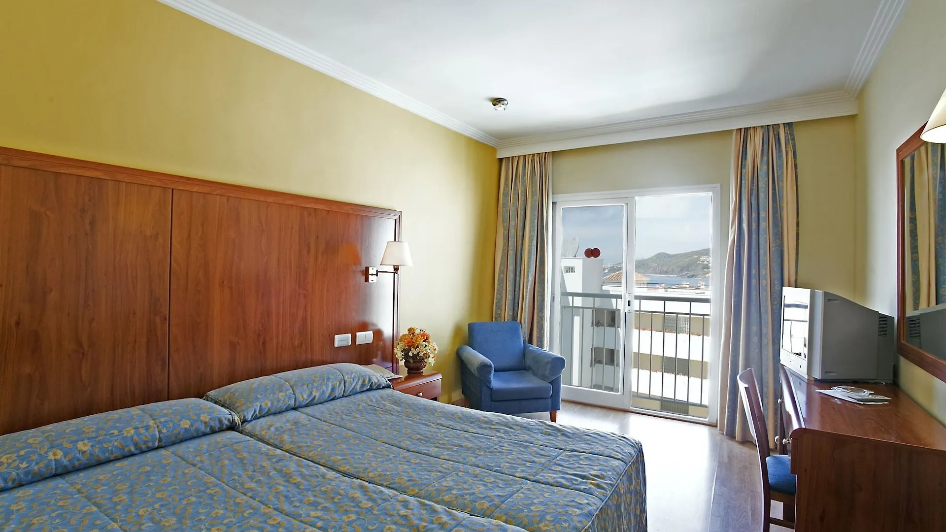 Hotel Perla Marina à Nerja