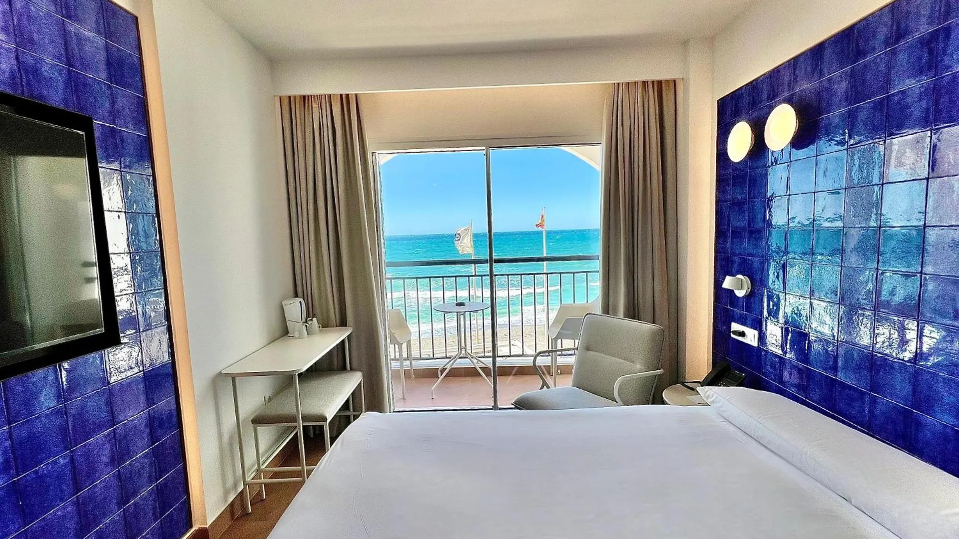 Hotel Perla Marina à Nerja 4*,  Espagne